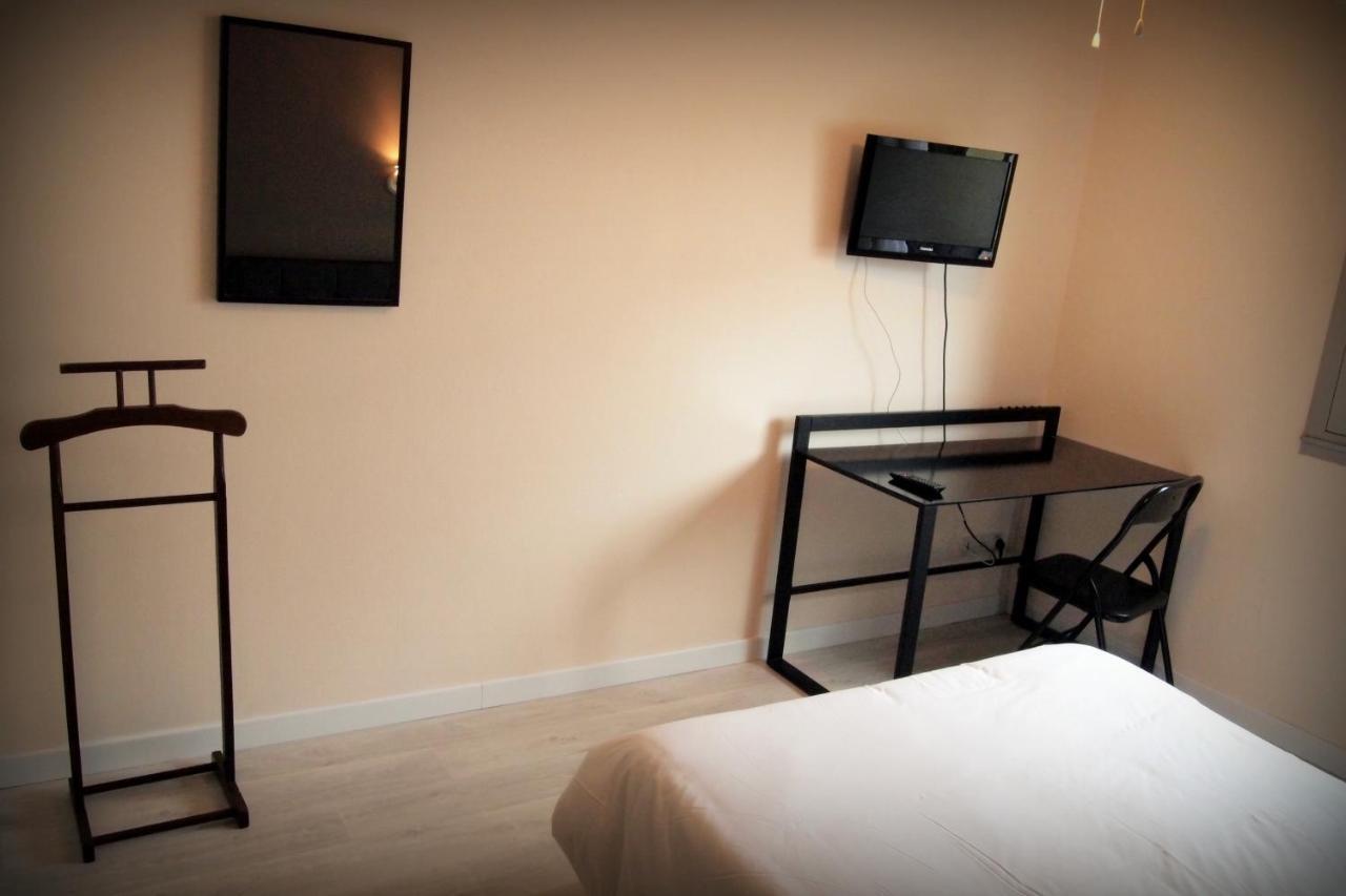 Hotel Le Rohu Сене Экстерьер фото